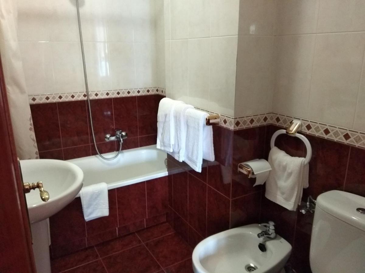 Hostal Residencia Bahia Laxe Exteriér fotografie
