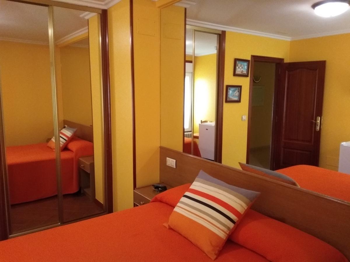 Hostal Residencia Bahia Laxe Exteriér fotografie